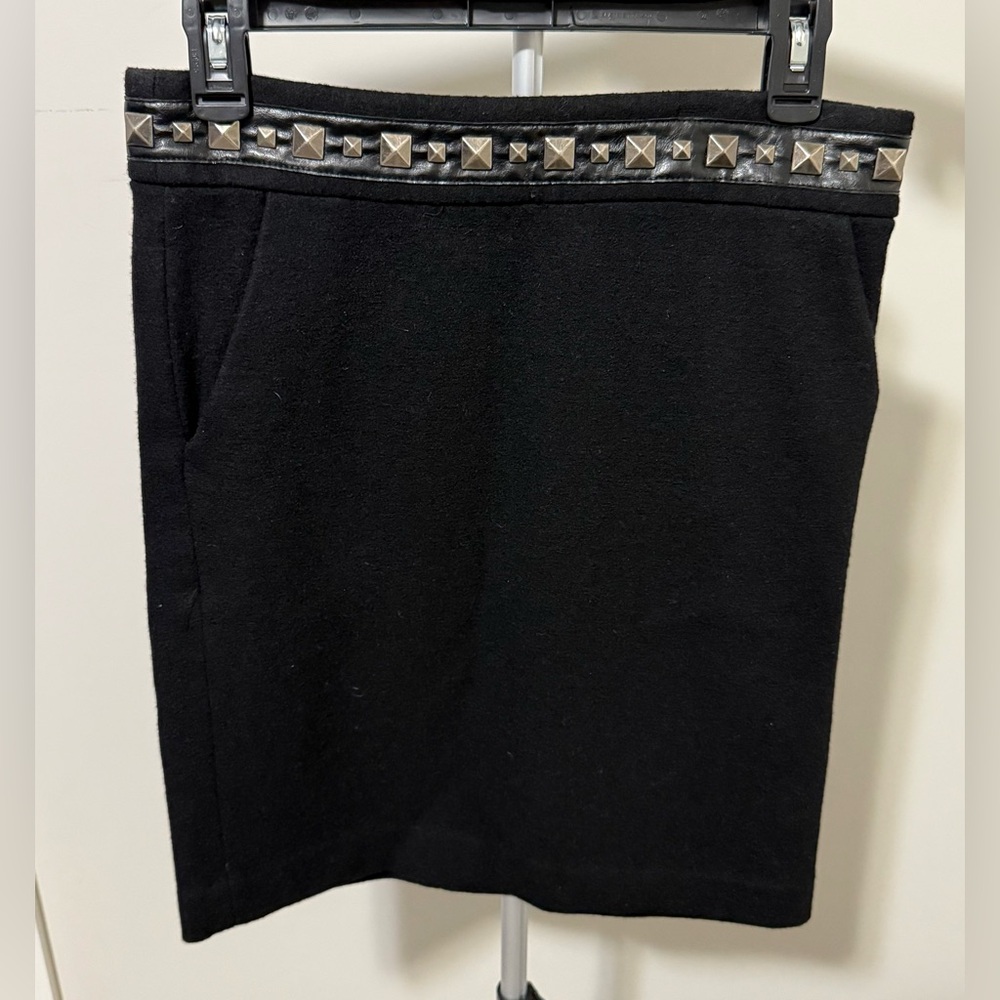 Tory Burch Black 100% Wool Pencil Skirt With Studded Leather Trim Size Small
